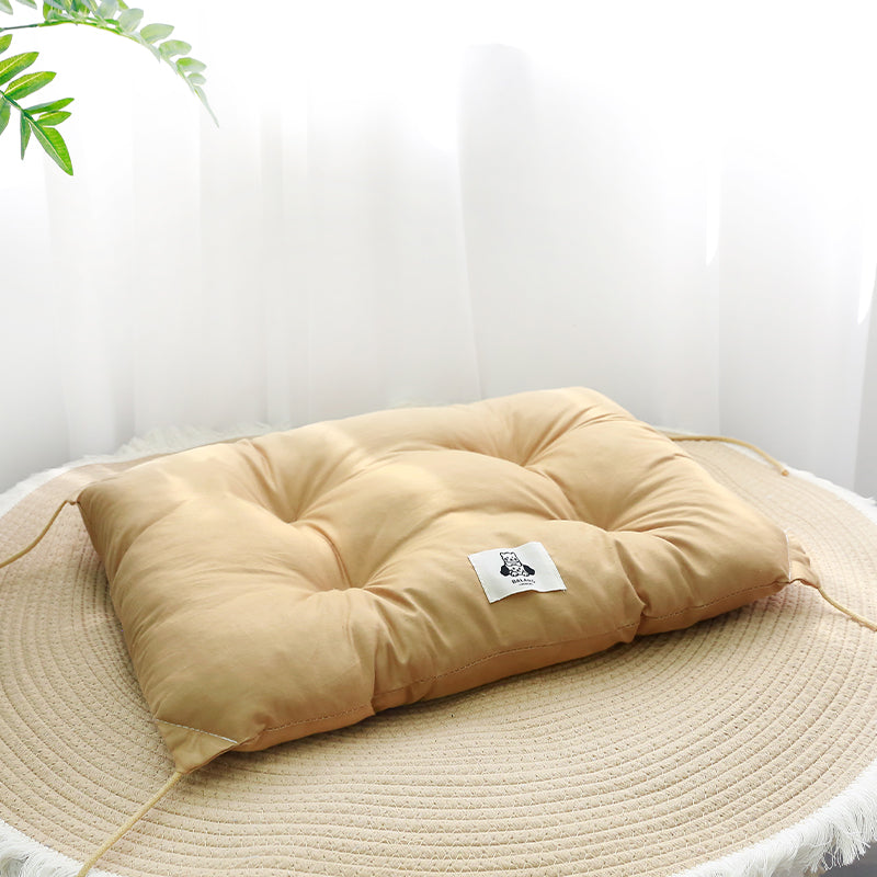 Luxury Soft Pet Cushion Bed for Small Dogs & Cats – Cozy Four Seasons Sleeping Mat