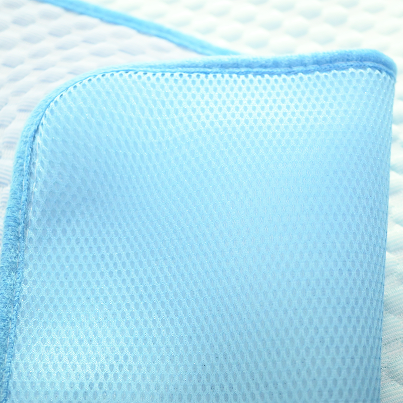 Cooling Pet Mat for Dogs & Cats – Breathable Washable Summer Sleeping Pad for Small & Medium Pets
