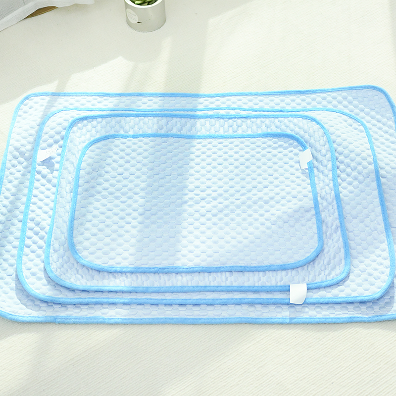 Cooling Pet Mat for Dogs & Cats – Breathable Washable Summer Sleeping Pad for Small & Medium Pets